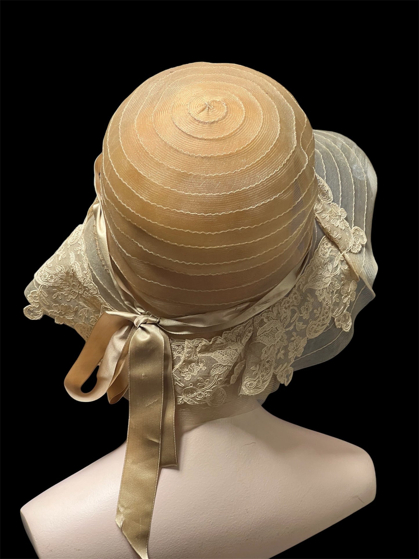 SOLD! Rare Vintage Antique 1920's Cream Horse Hair Mesh Cloche Wide Brim Hat