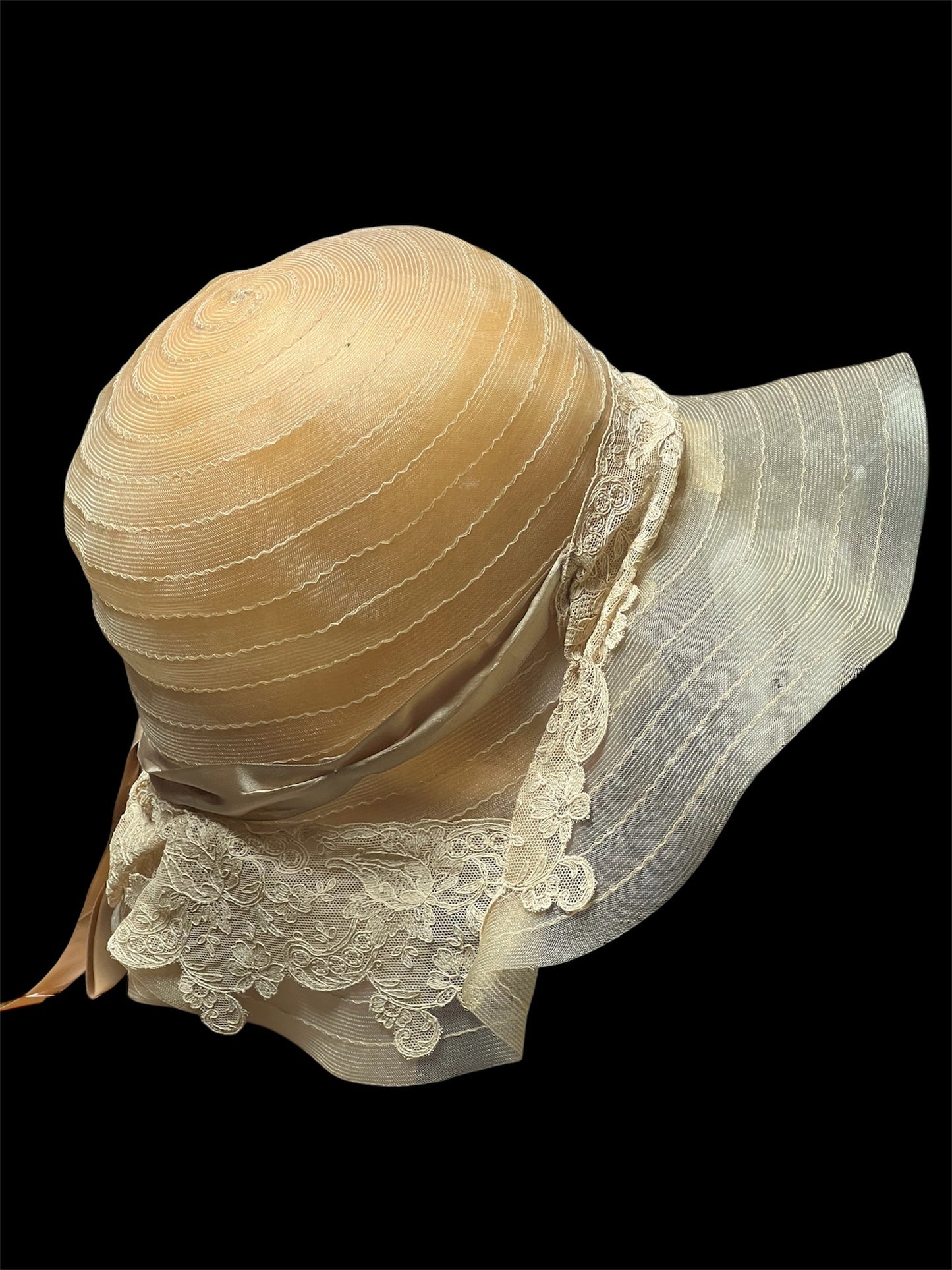 SOLD! Rare Vintage Antique 1920's Cream Horse Hair Mesh Cloche Wide Brim Hat