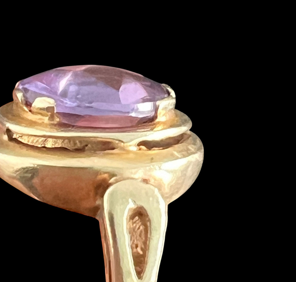 Antique Vintage Estate Ring with Large Cabochon Deep Purple Amethyst Perfect