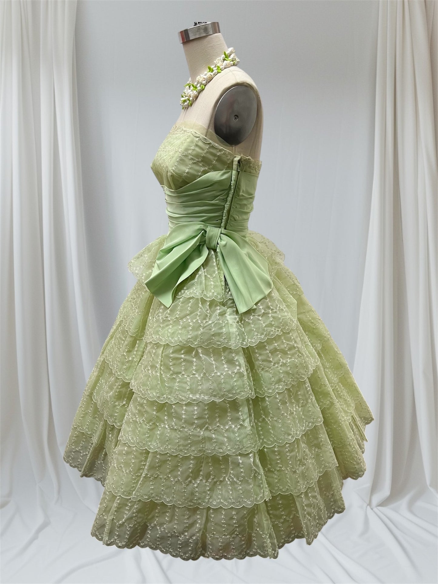 JUST ARRIVED! 1950 Vintage Pastel Seafoam Green Ruffled Party Prom Evening Gown Cup Cake