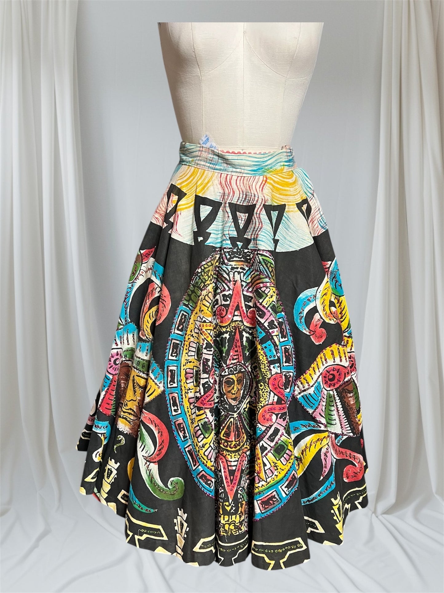 1940 1950 Vintage with Sequins Mexican Design Circle Skirt