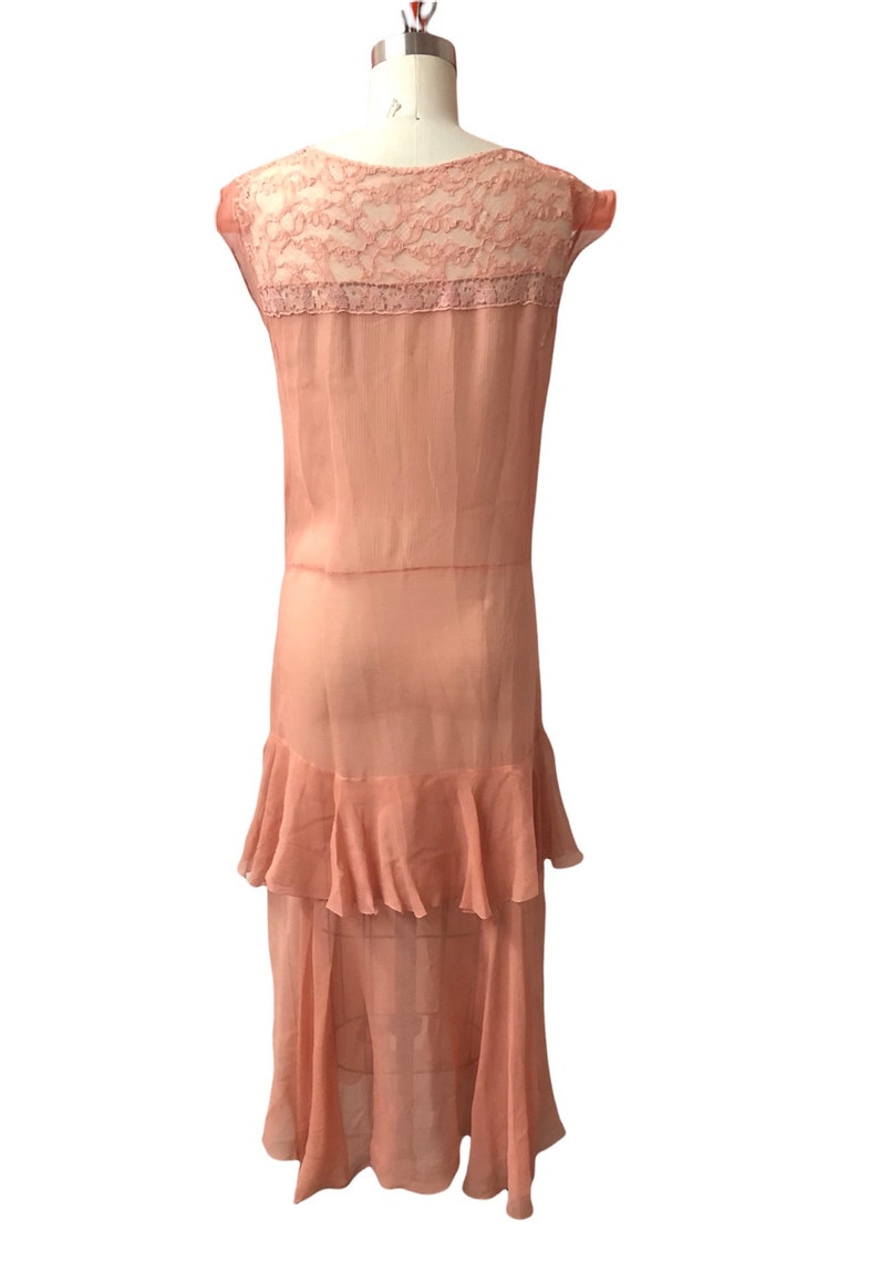 1920's 1930's Gorgeous Vintage Peach Chiffon with Lace Accents Day Dress So Perfect