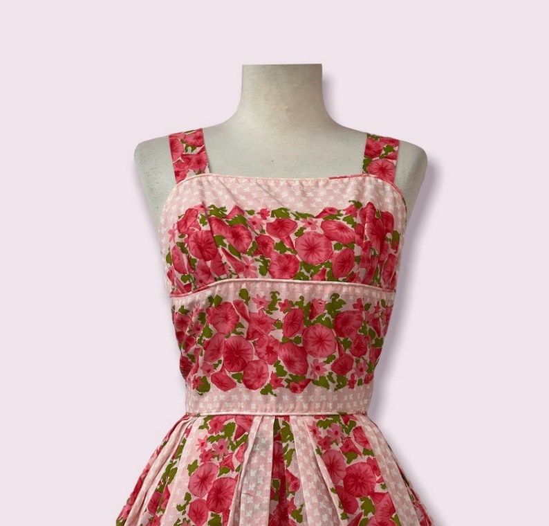 1950's Vintage Wide Strap Shelf Bust Summer Dress With Pink Morning Glory Print