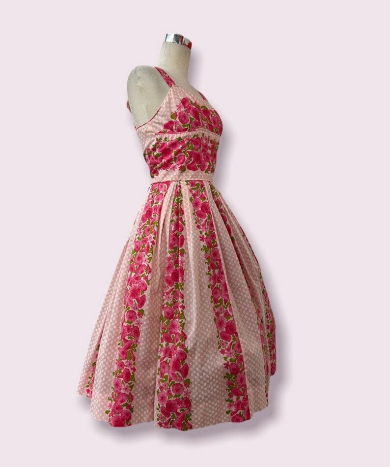1950's Vintage Wide Strap Shelf Bust Summer Dress With Pink Morning Glory Print
