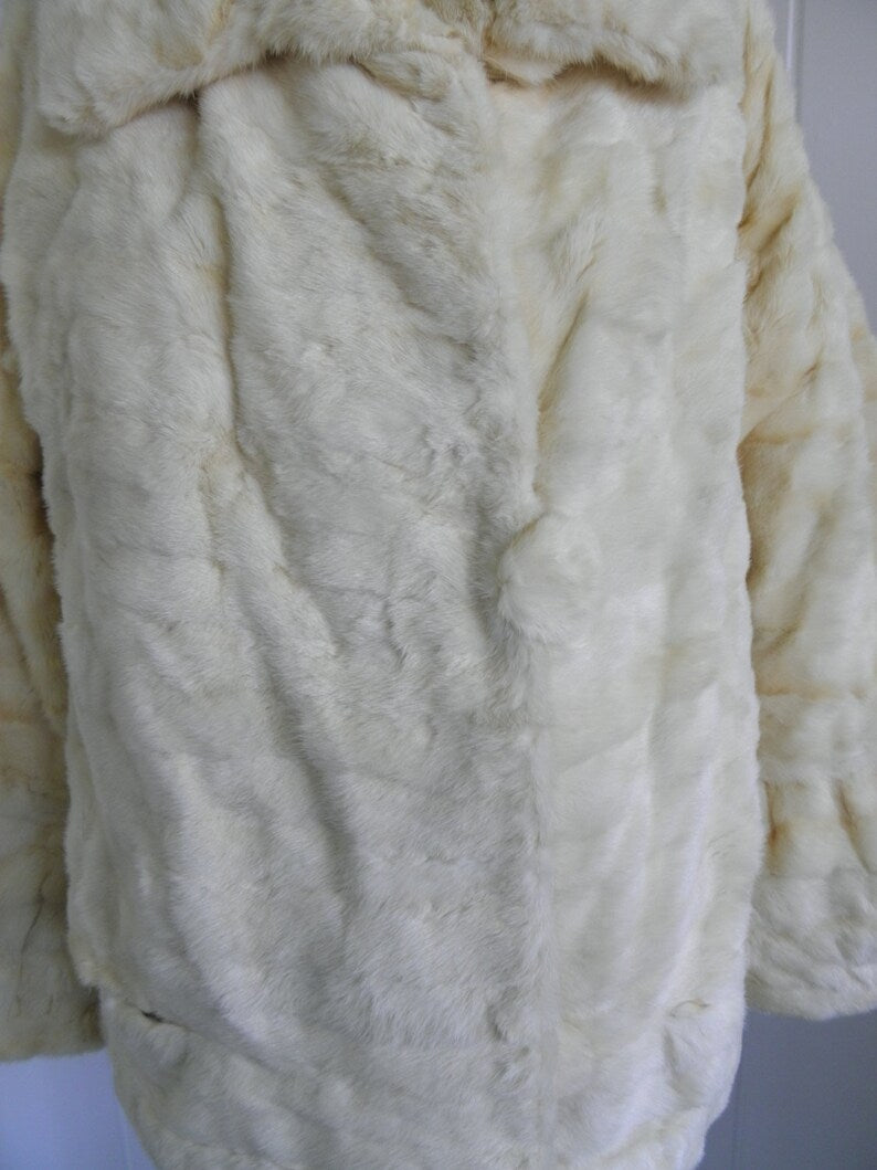 1930's Vintage Cream Fur Evening Party Coat Jacket Hip Length Beautiful