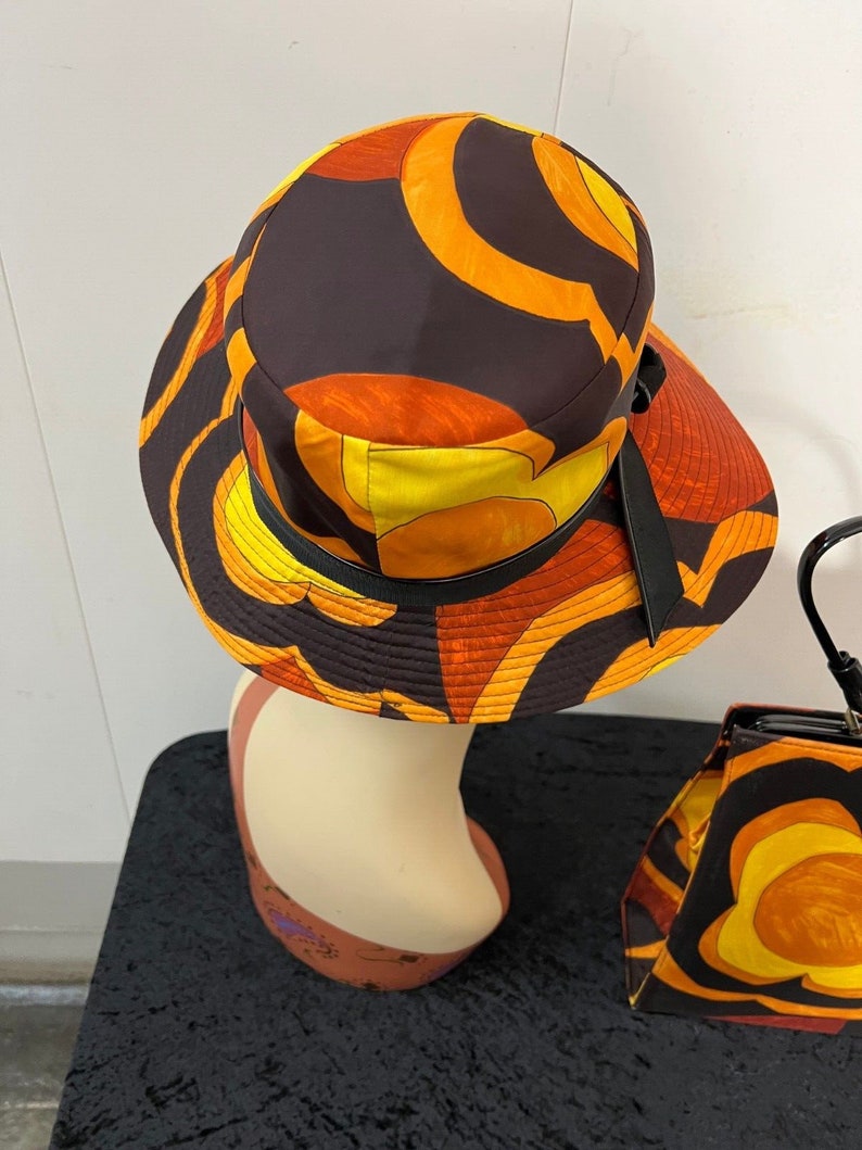 SOLD11960 Vintage Orange Yellow Black Print Fedora High Crown Hat Matching Hand Bag Set