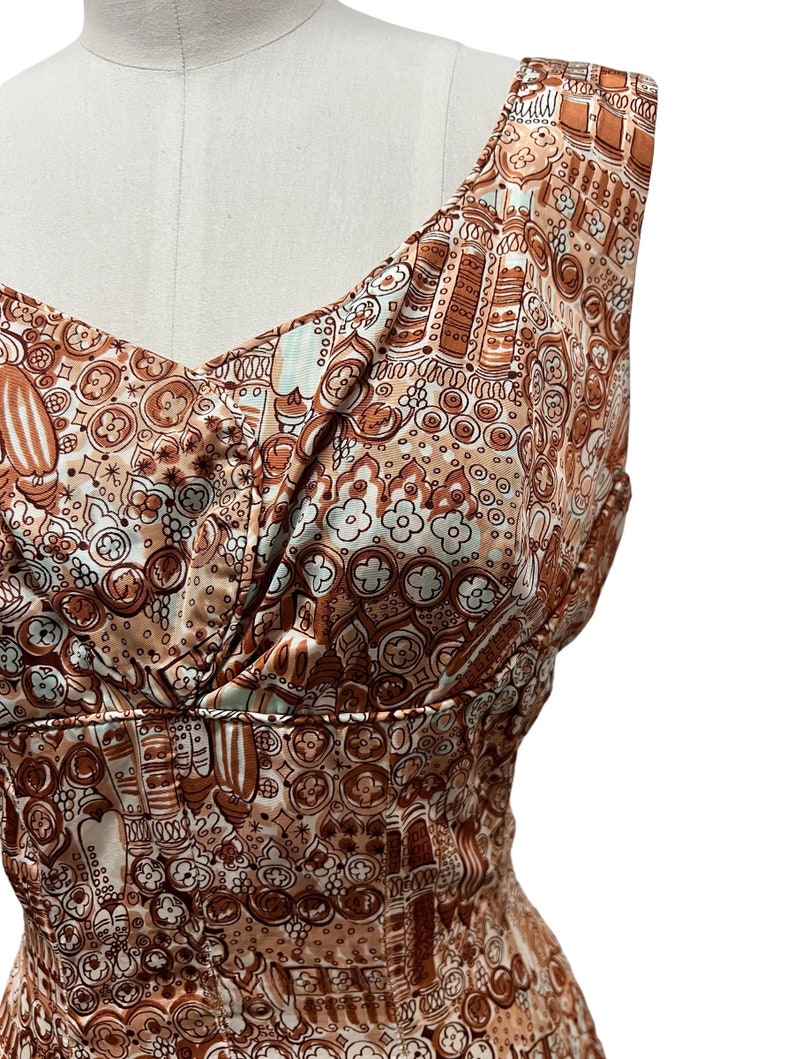 1950's Vintage Large Size Drop Waist Flowing Summer Dress Beautiful Condition