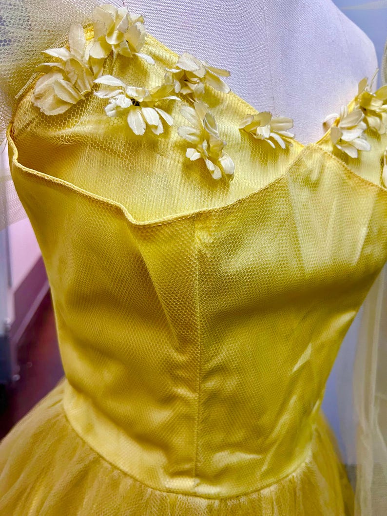 1950's Vintage Bright Yellow Tulle Party Prom Dress Cup Cake