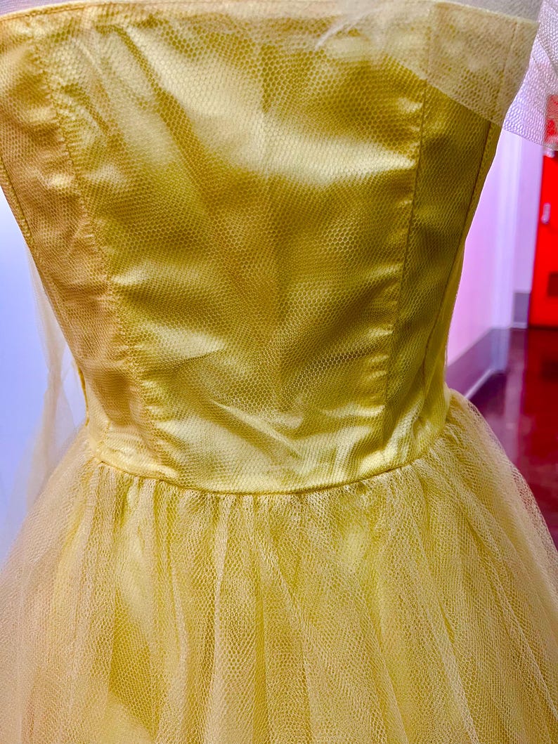 1950's Vintage Bright Yellow Tulle Party Prom Dress Cup Cake