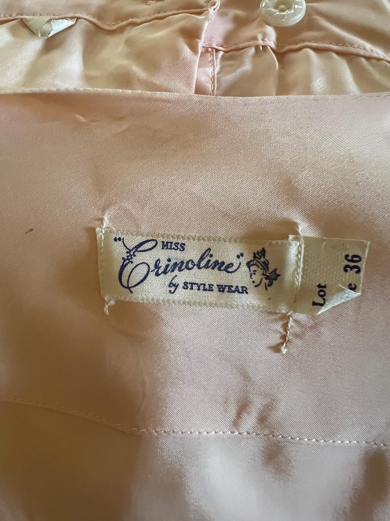 1940's 1950's Rare Vintage Soft Pink Embroidered Silky Lounging PJ's