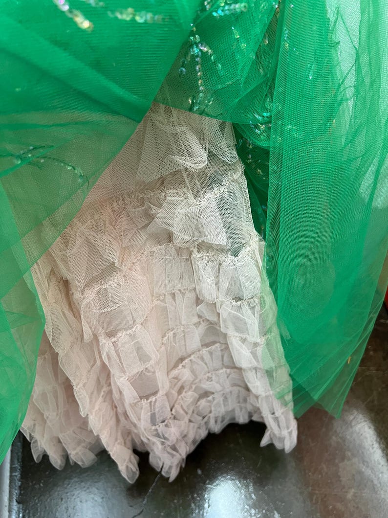 SOLD! 1940 1950 Vintage Bright Lime Green Tulle Party Prom Evening Gown Cup Cake