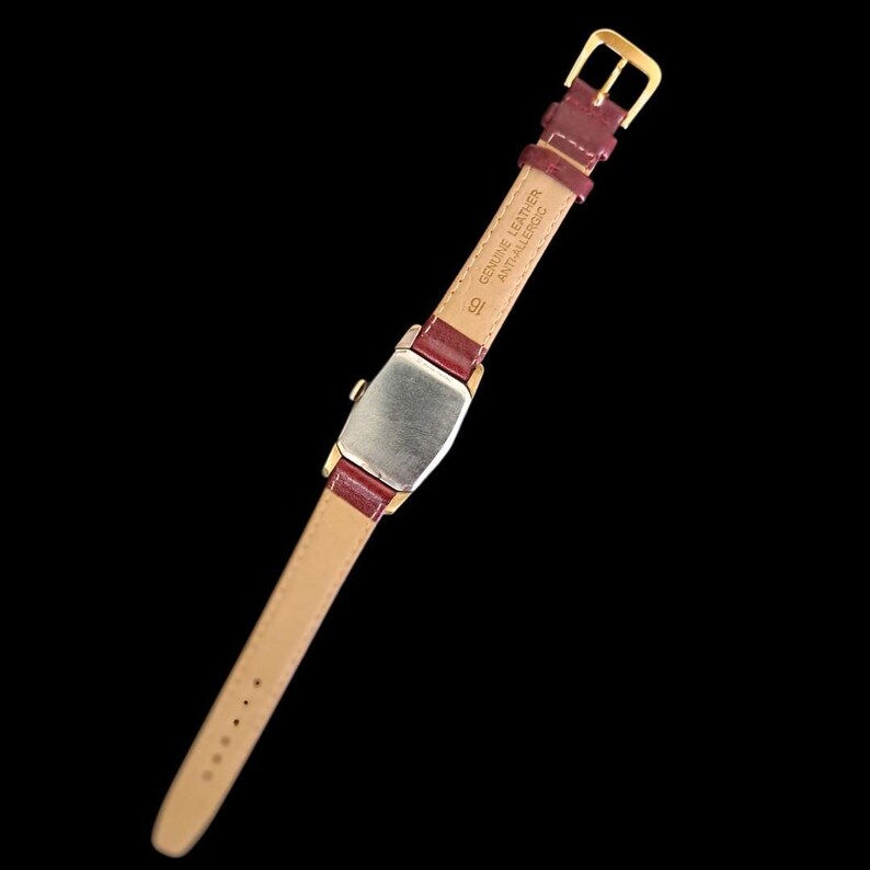 Antique Vintage 1940's Elgin Watch Art Deco Manual Wind Dress Watch Red Leather Strap