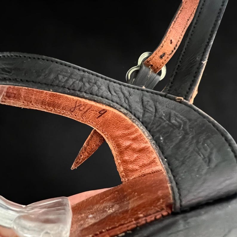 1940's Vintage Rare Mexican Tooled Leather Wedge Sandals Size 9 Slingback Sandals