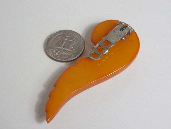 1930 1940 Carved Bakelite Butterscotch Dress Clip Mint Condition