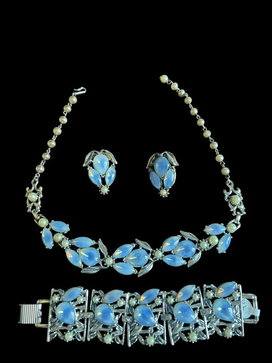 SOLD! 1950 Vintage Possibly Juliana or Coro Full Suite Necklace Earrings and Bracelet Set Gorgeous Beautiful