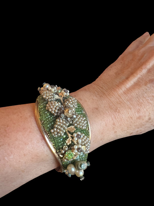 Mid 20th Century Vintage Rare DeMario-Hagler Green Glass Beads Faux Pearls Rhinestones Bracelet Gorgeous