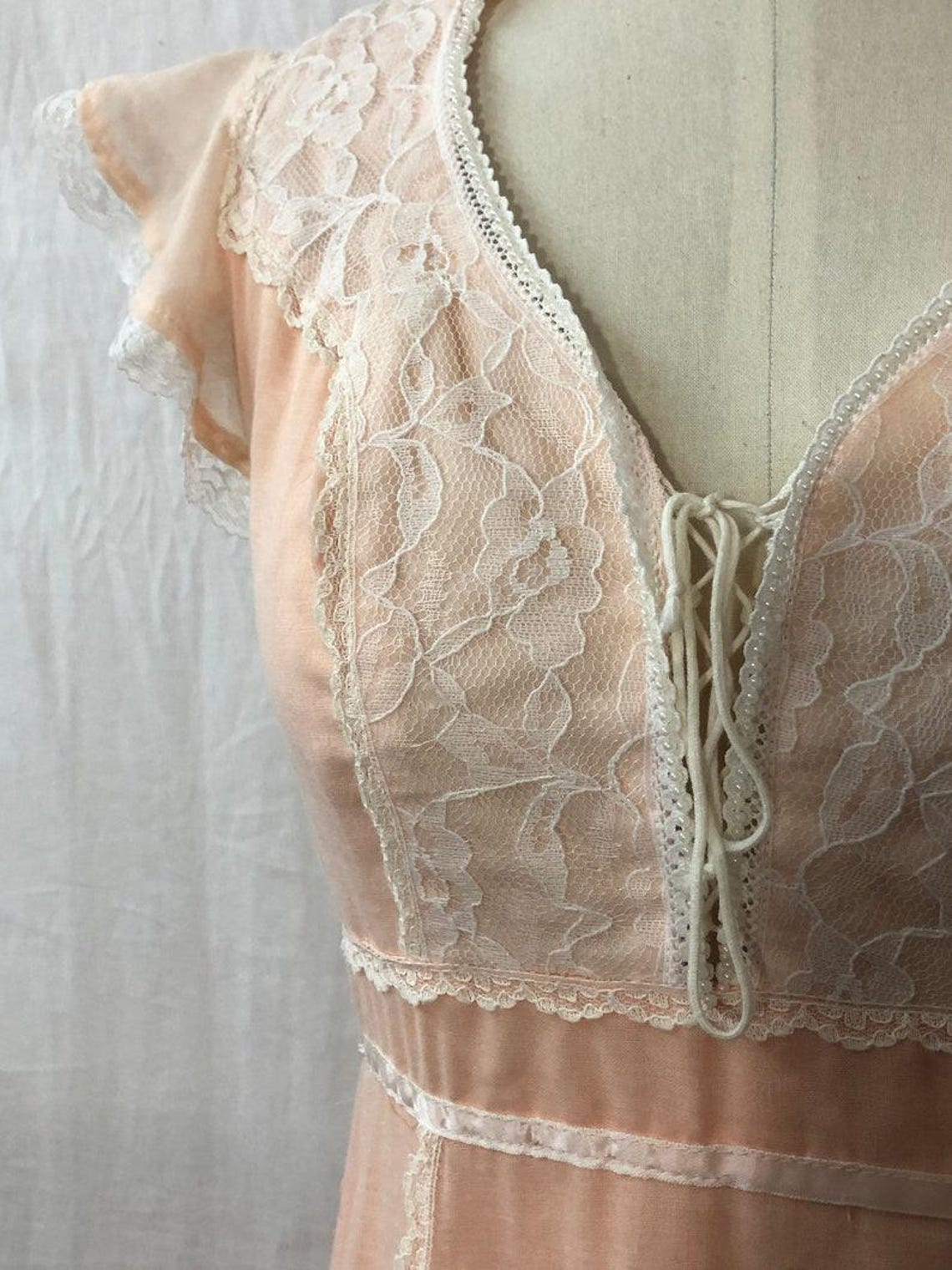 1970's Gunne Sax Style Soft Peachy Batiste Cotton Butterfly sleeves with Creamy White Lace Dress