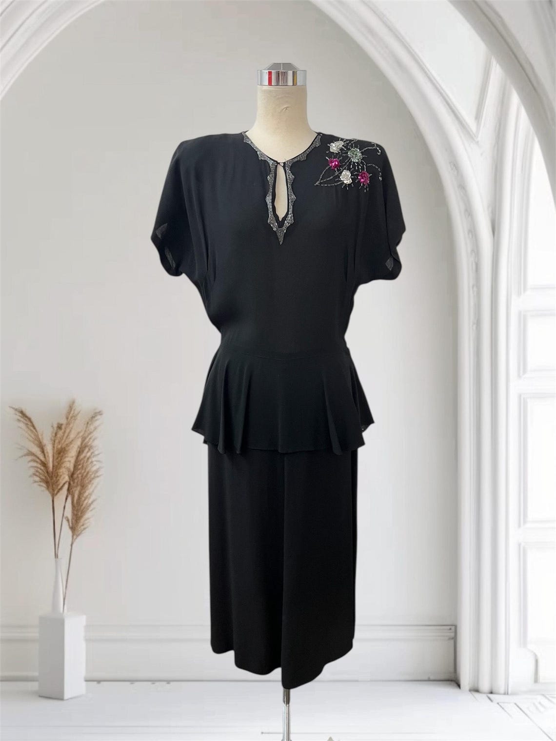 1940s Vintage Black Crepe Evening Dress with Beading & Floral Design Sequins at Shoulder