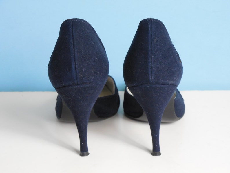 1950'S 1960'S Vintage Deep Navy Suede Pointed Toe Very Sexy Pumps Great Design