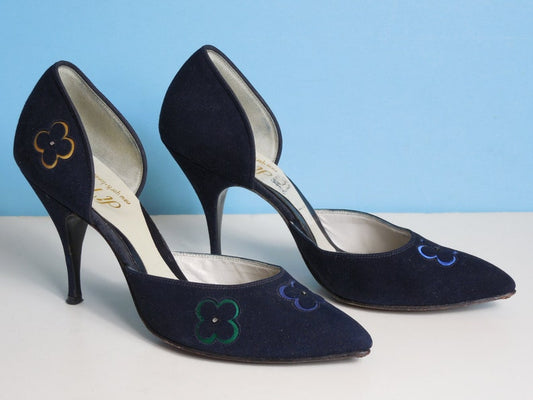 1950'S 1960'S Vintage Deep Navy Suede Pointed Toe Very Sexy Pumps Great Design