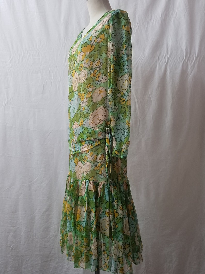 1920's Vintage Lovely Chiffon Floral Pastel Dress So Beautiful