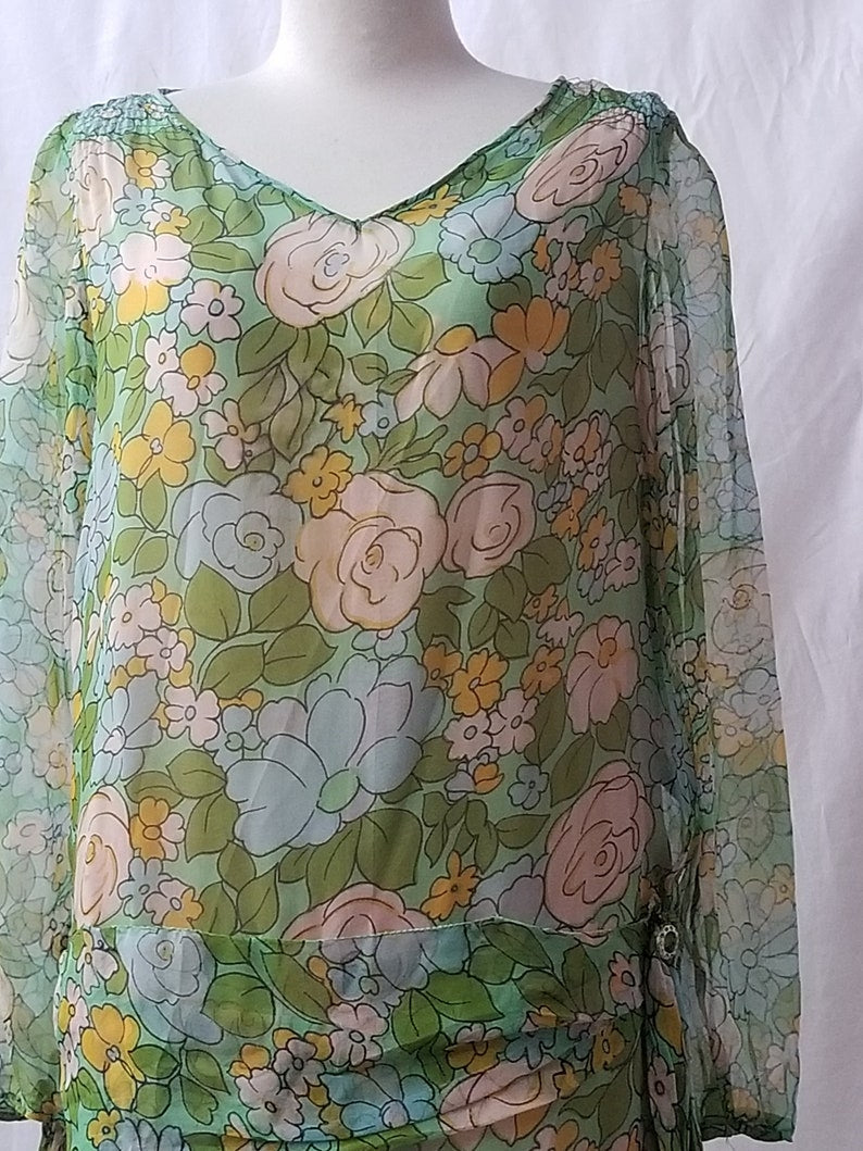 1920's Vintage Lovely Chiffon Floral Pastel Dress So Beautiful