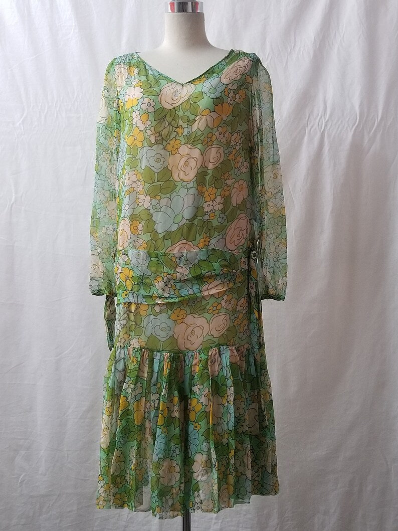 1920's Vintage Lovely Chiffon Floral Pastel Dress So Beautiful