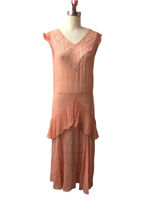 1920's 1930's Gorgeous Vintage Peach Chiffon with Lace Accents Day Dress So Perfect