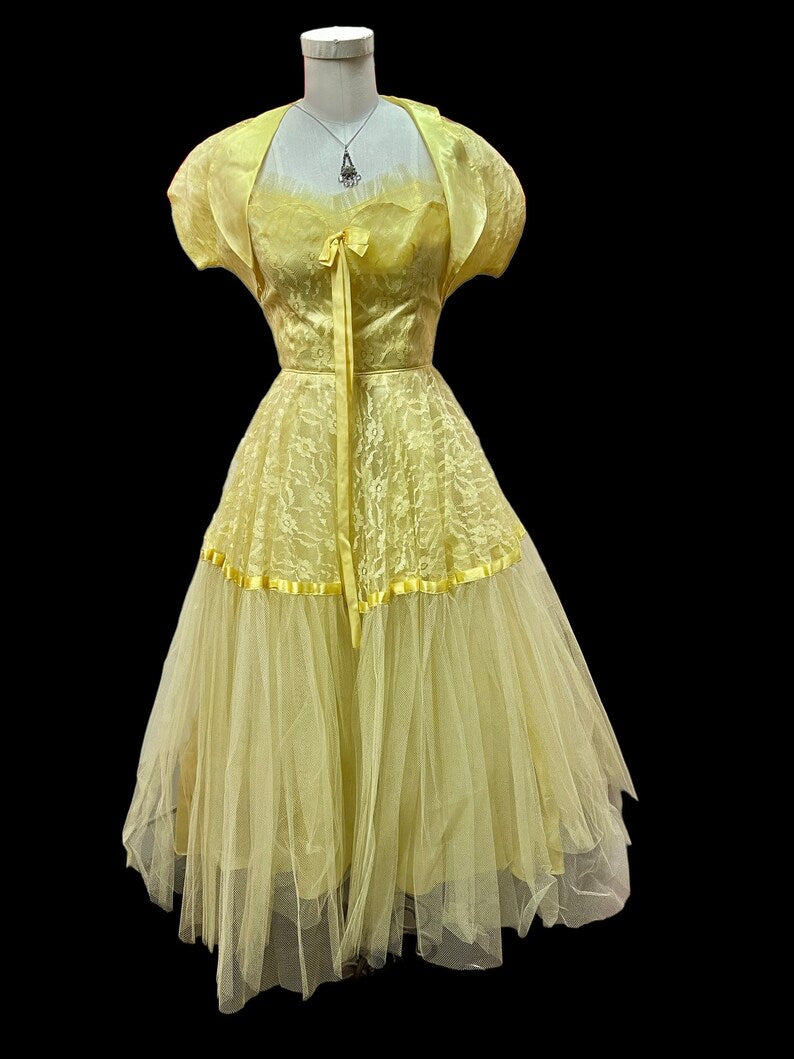 1950's Vintage Yellow Tulle and Lace Party Prom Dress with Matching Bolero Cup Cake