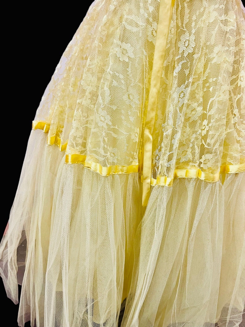 1950's Vintage Yellow Tulle and Lace Party Prom Dress with Matching Bolero Cup Cake