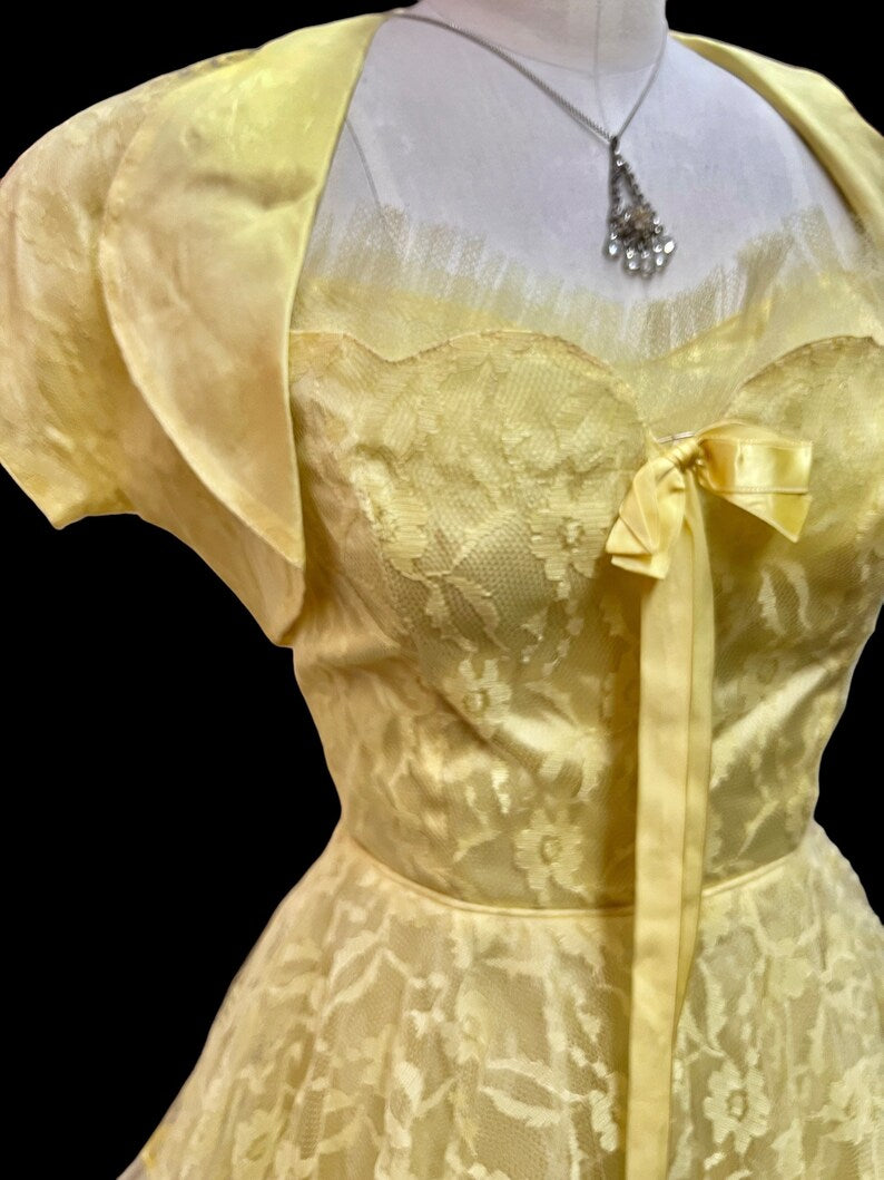 1950's Vintage Yellow Tulle and Lace Party Prom Dress with Matching Bolero Cup Cake