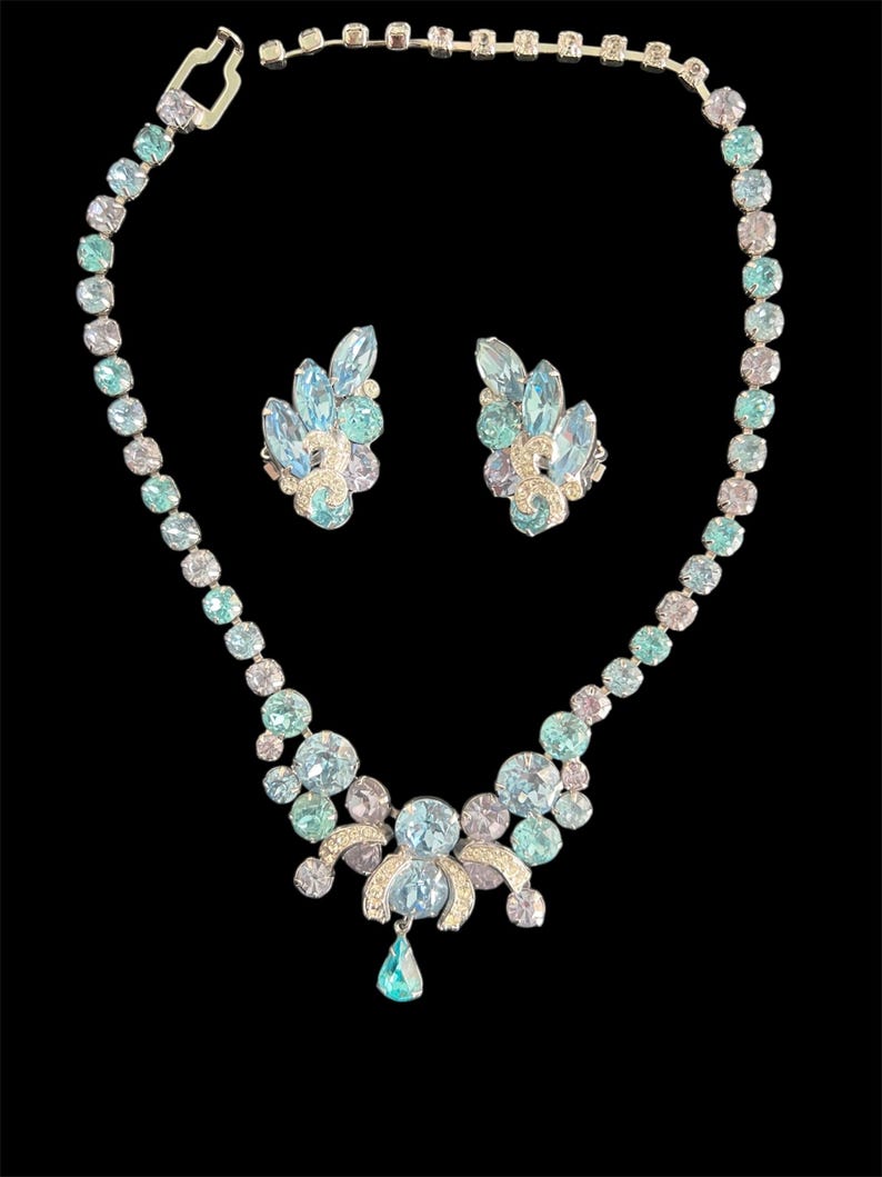 1950 Vintage Eisenberg Necklace and Earrings Set Gorgeous Beautiful