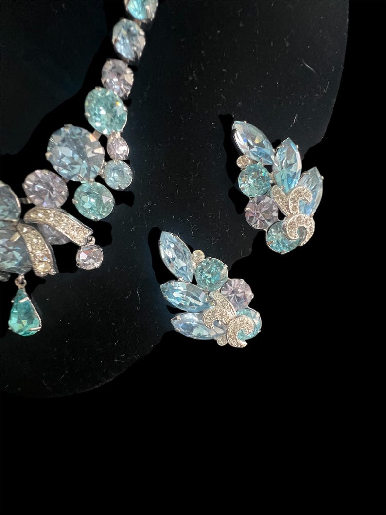 1950 Vintage Eisenberg Necklace and Earrings Set Gorgeous Beautiful
