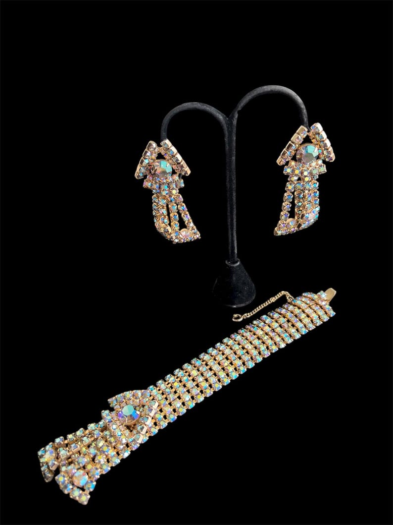 1950 Vintage Rare Hobe Bracelet and Earrings Set Gorgeous Beautiful Perfect