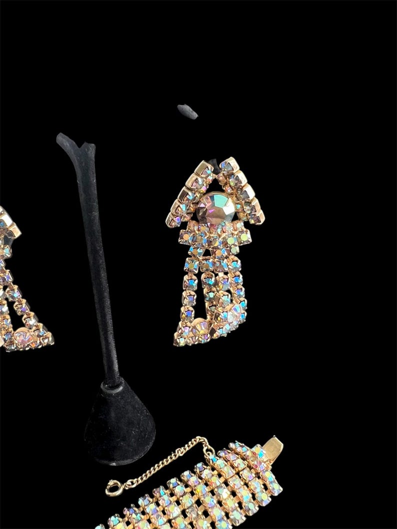 1950 Vintage Rare Hobe Bracelet and Earrings Set Gorgeous Beautiful Perfect