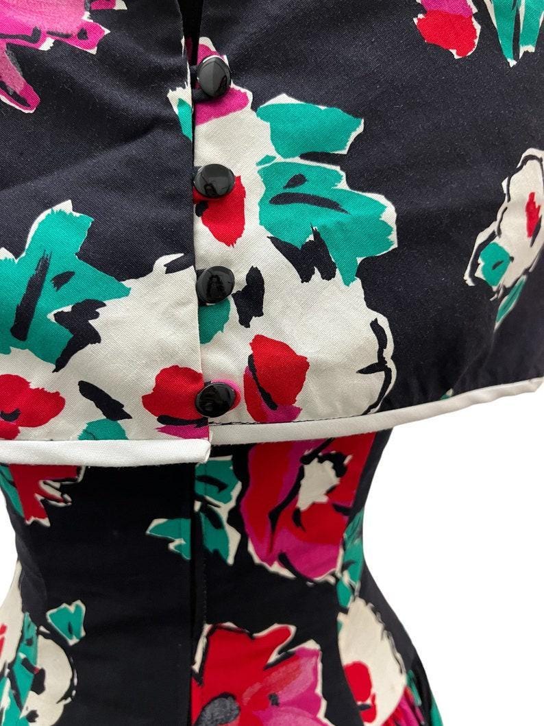 SALE!! 1980's Does 1950's Vintage Black with Floral Design Polished Cotton Summer Party Dress