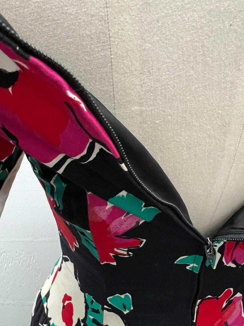 SALE!! 1980's Does 1950's Vintage Black with Floral Design Polished Cotton Summer Party Dress