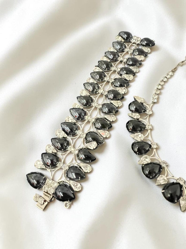 SALE!! 1950 Vintage Rare Weiss Parure Set Necklace Bracelet Earrings Brooch Set Gorgeous Beautiful Perfect