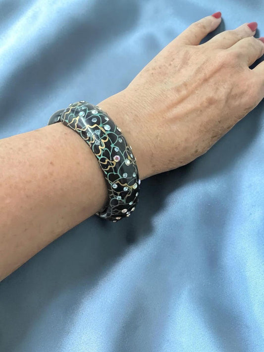 1950's Weiss Black Clamp Vintage Cuff Bracelet Multi Color Rhinestones Gorgeous