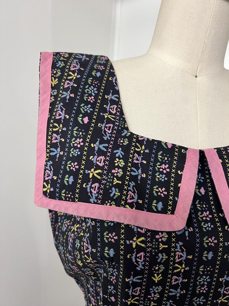 SALE!! 1940s Vintage Black Cotton Day Dress With Front Patch Pocket Pink Trim