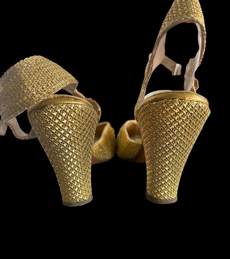 SALE!! 1930 Vintage Gold Mesh T Strap Evening Dance Heels Shoes Size 5.5