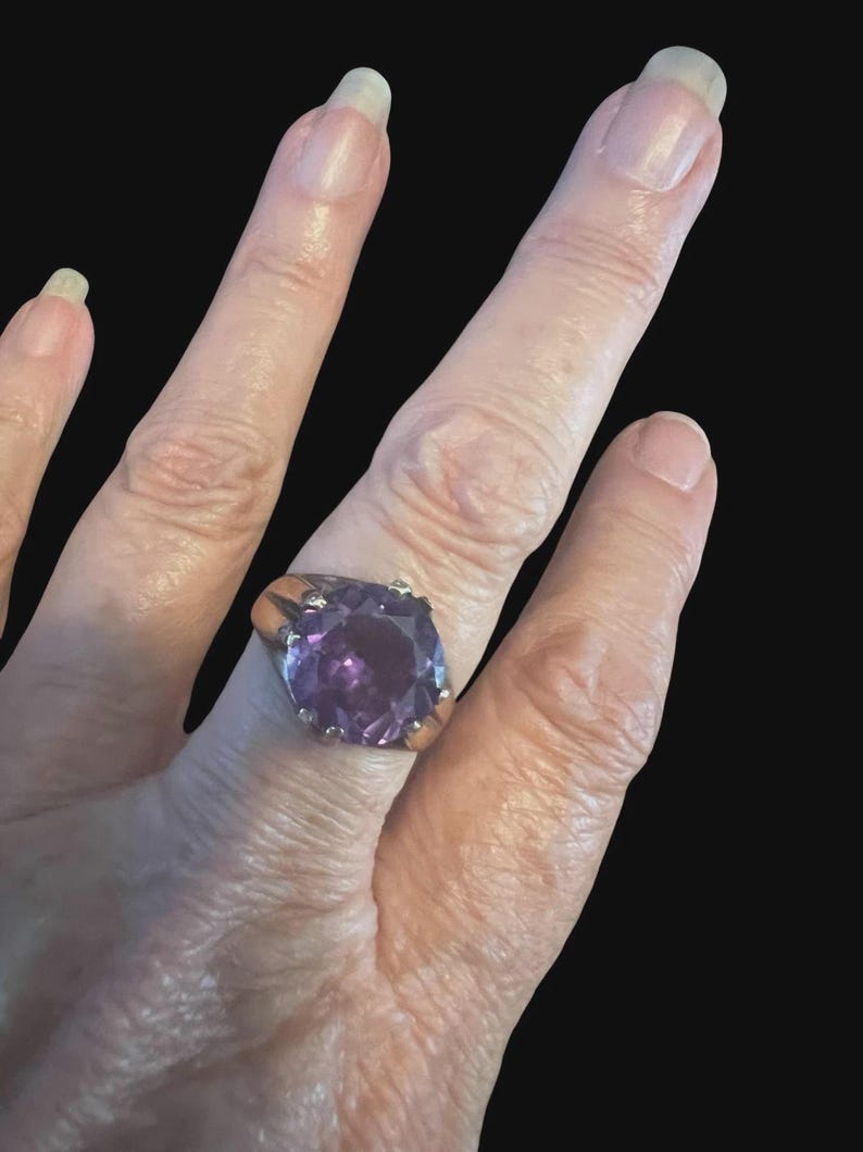 Antique Vintage 1940's Men's 10K Rose Gold Ring with Deep Purple Quartz Stone Size 9.75
