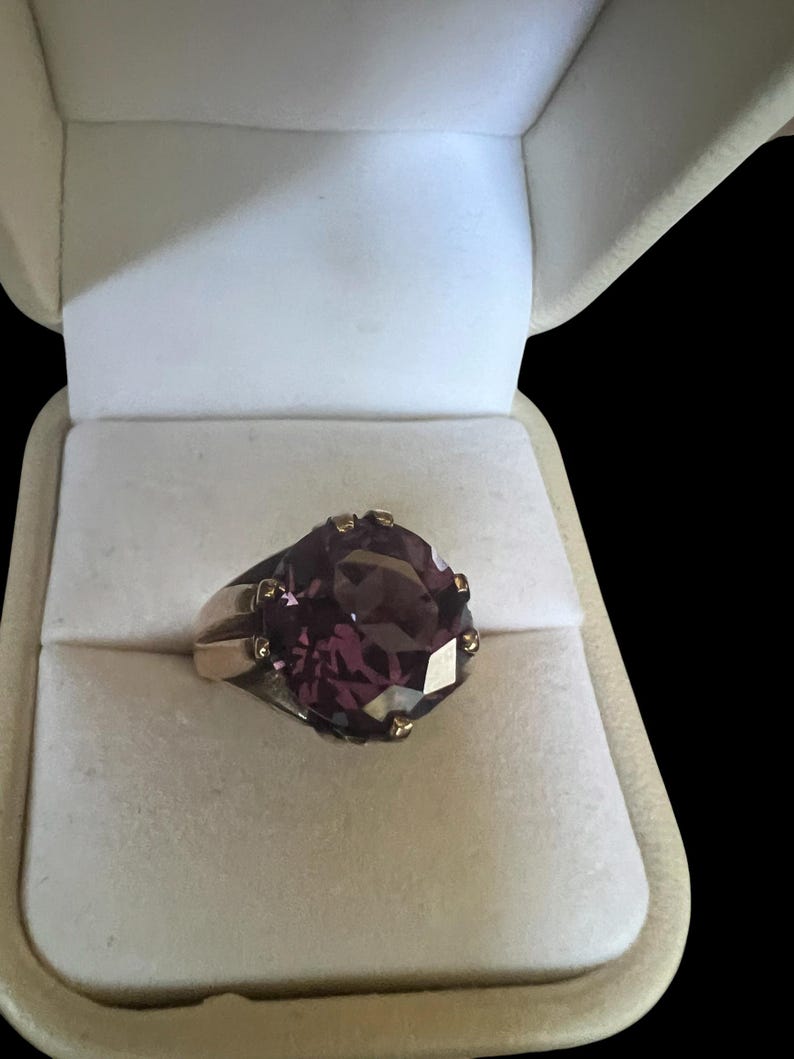 Antique Vintage 1940's Men's 10K Rose Gold Ring with Deep Purple Quartz Stone Size 9.75