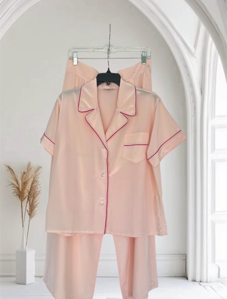 NEW ARRIVAL! 1940's 1950's Rare Vintage Soft Pink Silky Lounging PJ's