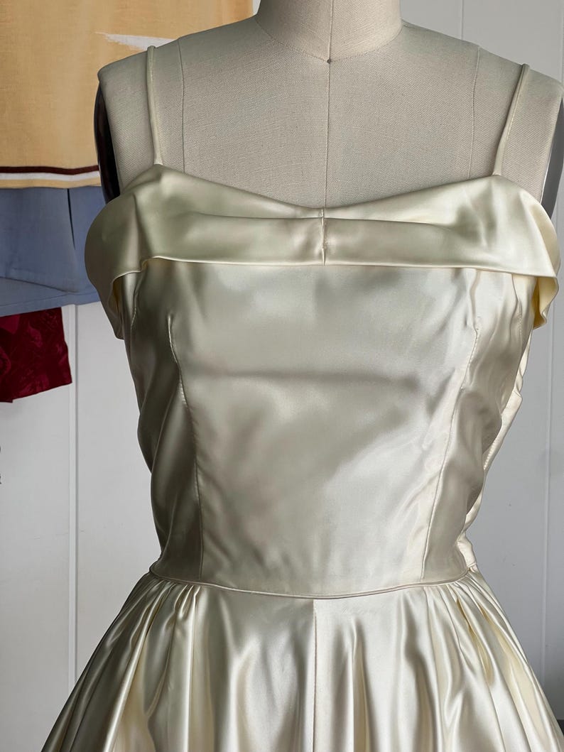 1940's 1950's Wedding Dress Creamy White Satin With Beaded Trim Bolero Gorgeous