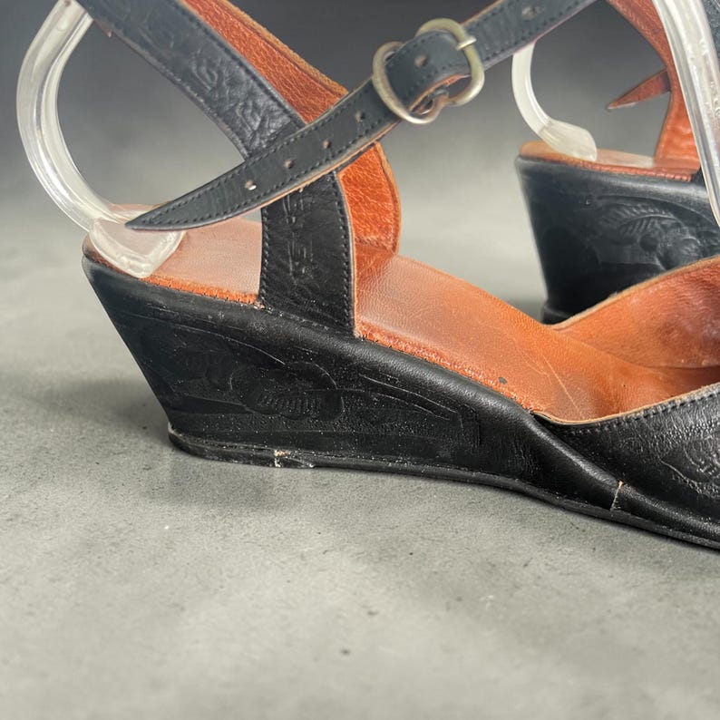 1940's Vintage Rare Mexican Tooled Leather Wedge Sandals Size 9 Slingback Sandals