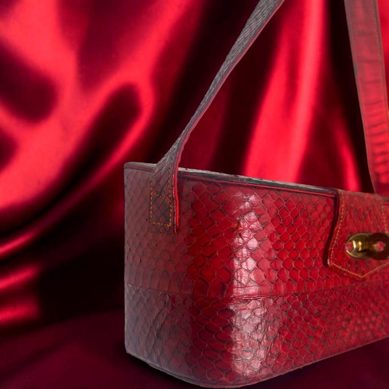 1940's Original Red Snakeskin Box Purse By Film Star Creations of Hollywood Beautiful Condition