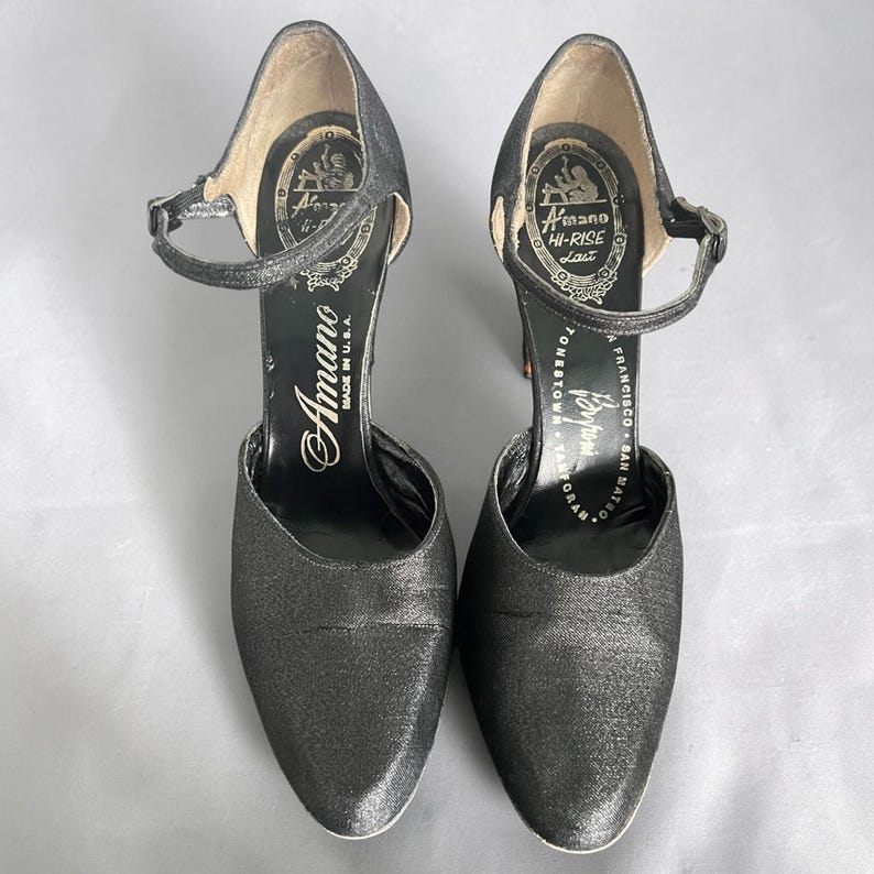1960 - 1970 Rare Vintage Amano Hi-Rise Black Shimmery Ankle Strap Heels Size 9