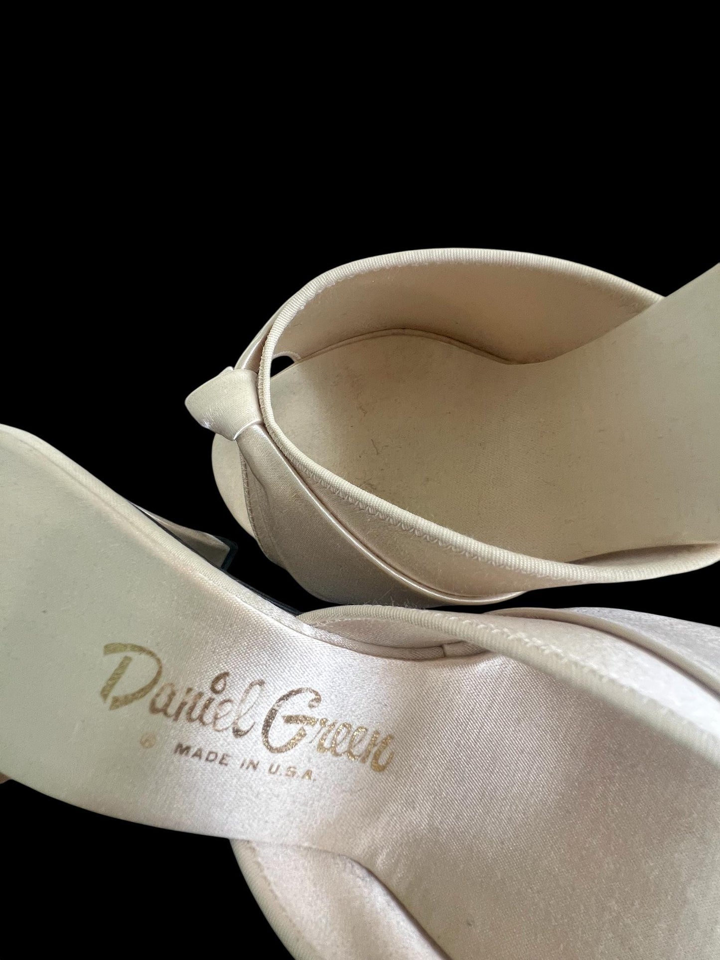 SOLD! Vintage 1950's Size 7 1/2 Slip On Cream Boudoir Satin Slippers Heels Open Toe