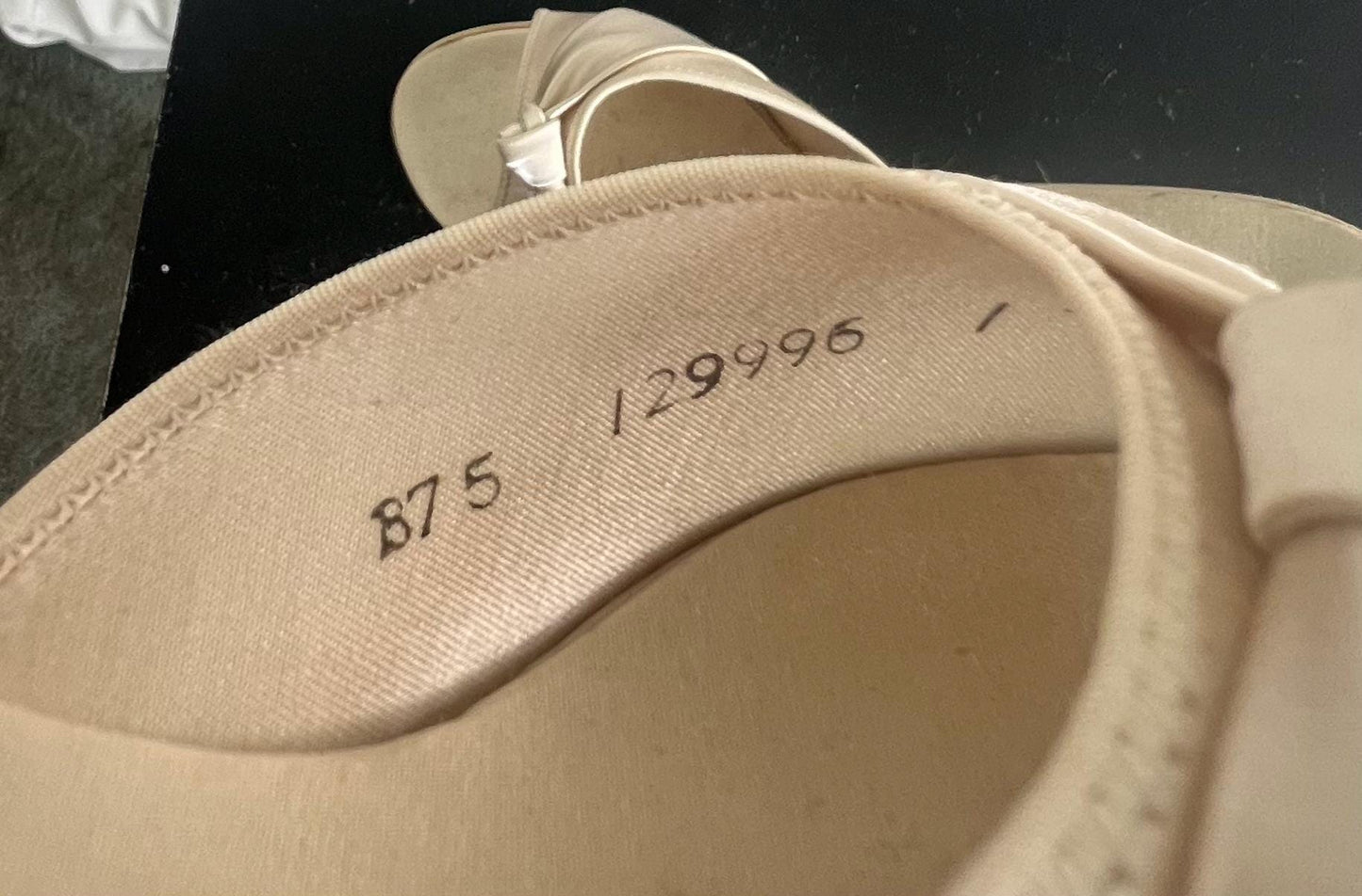 SOLD! Vintage 1950's Size 7 1/2 Slip On Cream Boudoir Satin Slippers Heels Open Toe